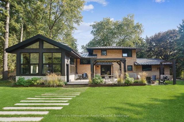 3 Forest Avenue