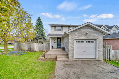 16 Moss Pl, Guelph - Kortright West image-0-1