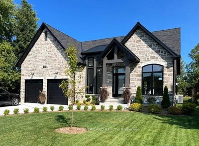 30 Gill Rd, Lambton Shores - Grand Bend