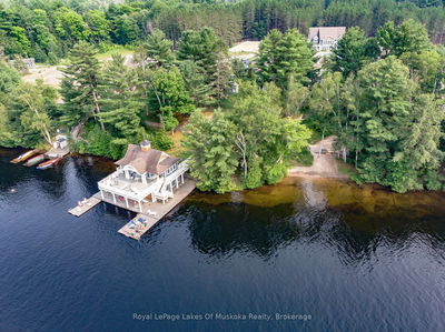 Unit V 16  W 6 — 1020 Birch Glen Rd, Lake of Bays - Mclean image-0-1