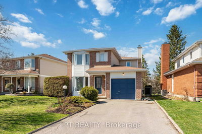 62 TARTAN Dr, Barrhaven - Heritage Park image-0-1