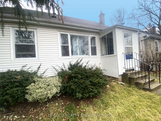 Upper - 112 Leland Street