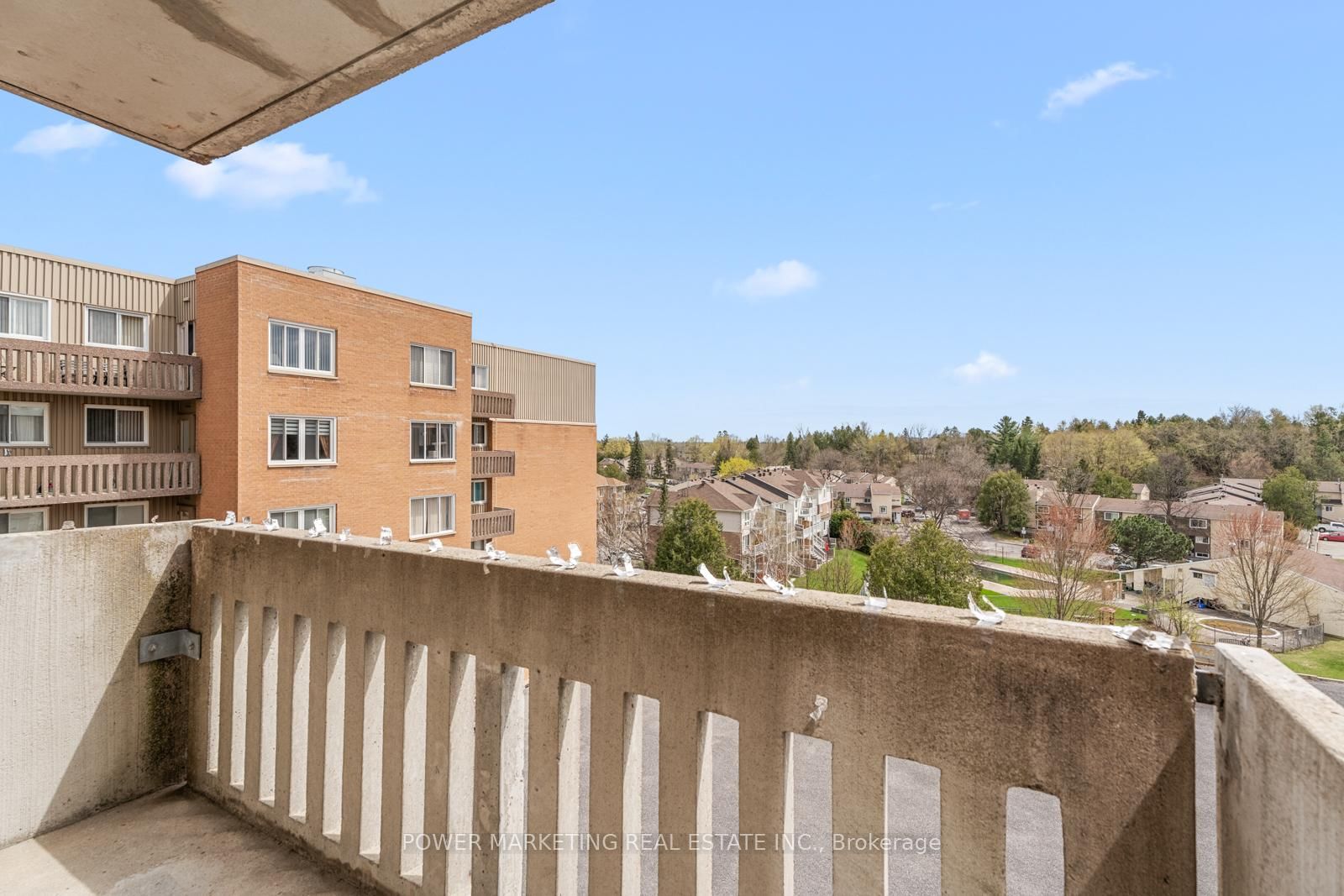 Listing Image 18