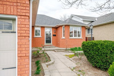 562 Westman Ave, Peterborough West - 2 South image-0-3