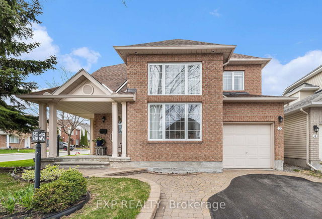 2 Rossan Street