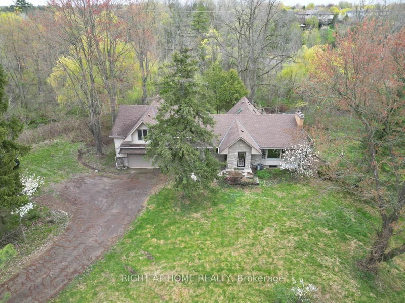 144 Wellington St, Hamilton - Waterdown image-0-0