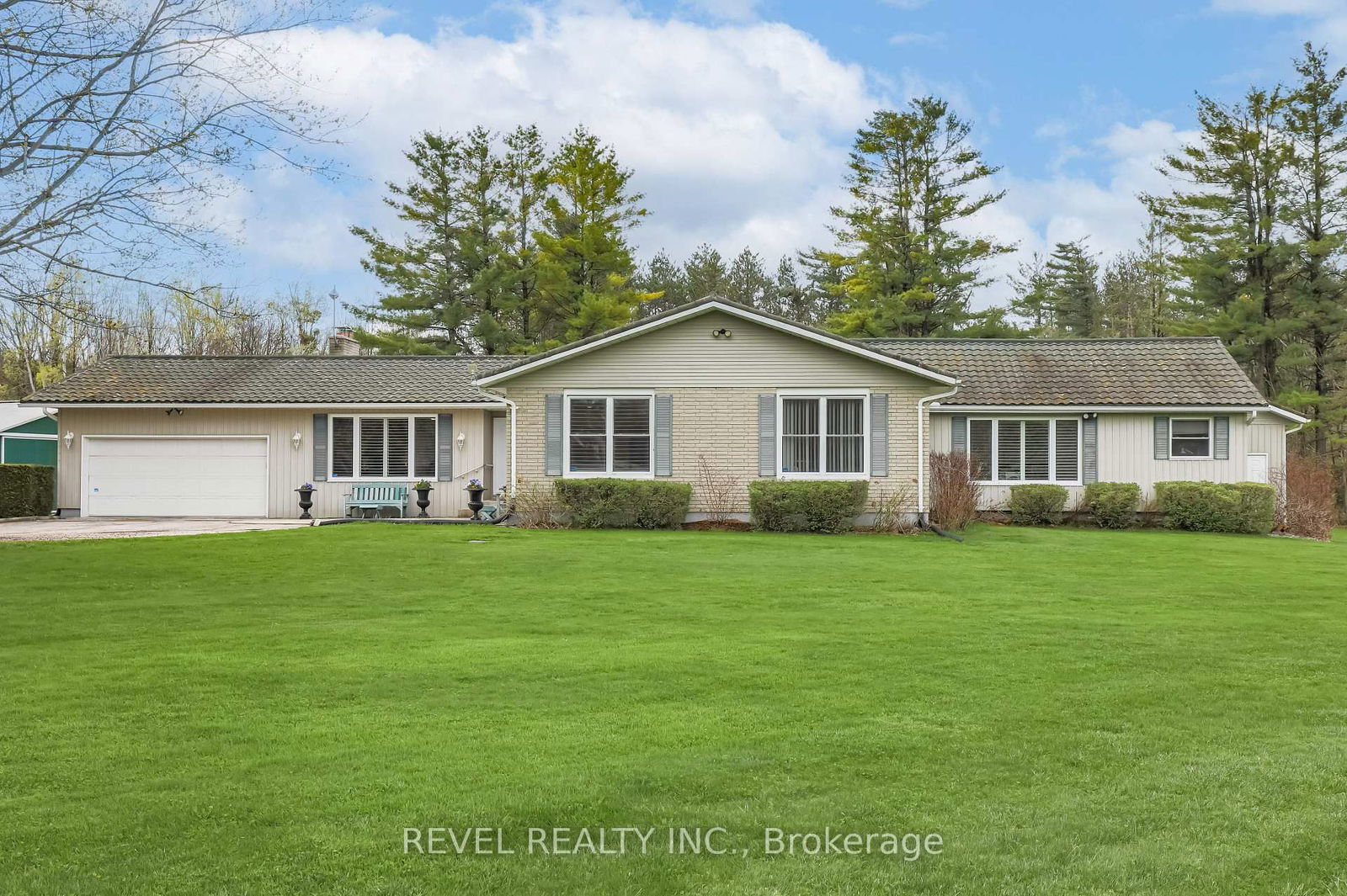 Property at 1104 Quaker