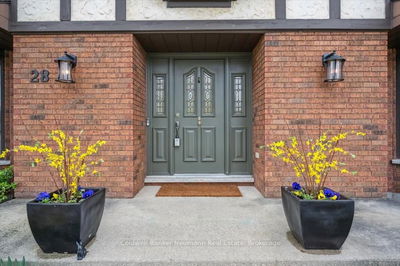 28 Valleyridge Tr, Guelph - Kortright Hills image-0-3