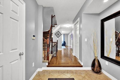 45 KENDRICK Crt, Hamilton - Ancaster image-0-4