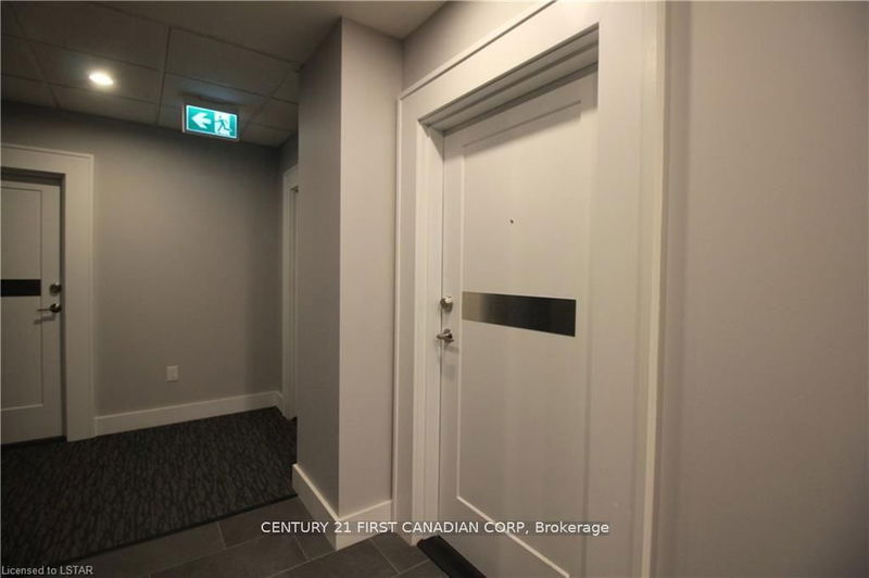 Room1