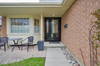 153 Thornberry Lane, Waterloo -  image-0-3