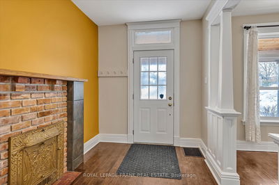 723 Bethune St, Peterborough North - 1 South image-0-4