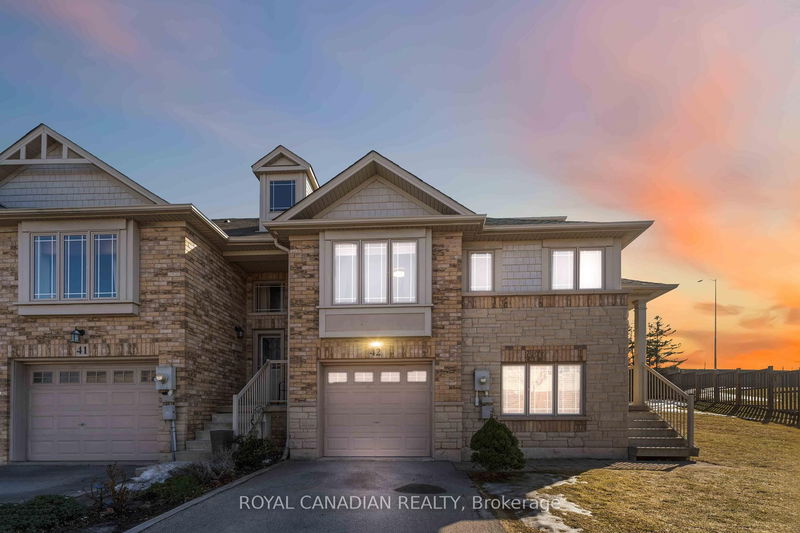 Unit 42 — 242 Upper Mount Albion Rd, Hamilton - Stoney Creek Mountain image-0-0