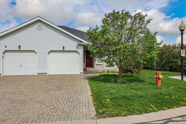 7 Village Drive