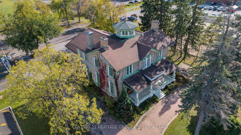 389 King St E, Gananoque, K7G 1G6 | Image 3