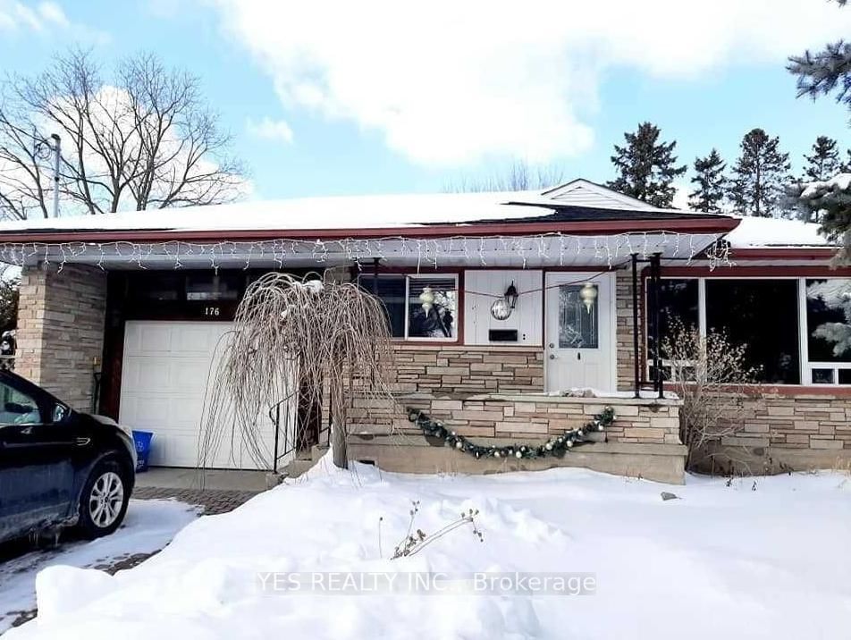 Detached House for sale at 176 Kenneth Avenue, Kitchener, N2A 1W2 - MLS: X12132369
