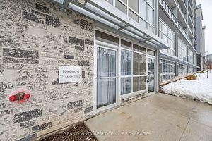 G215 - 275 Larch Street
