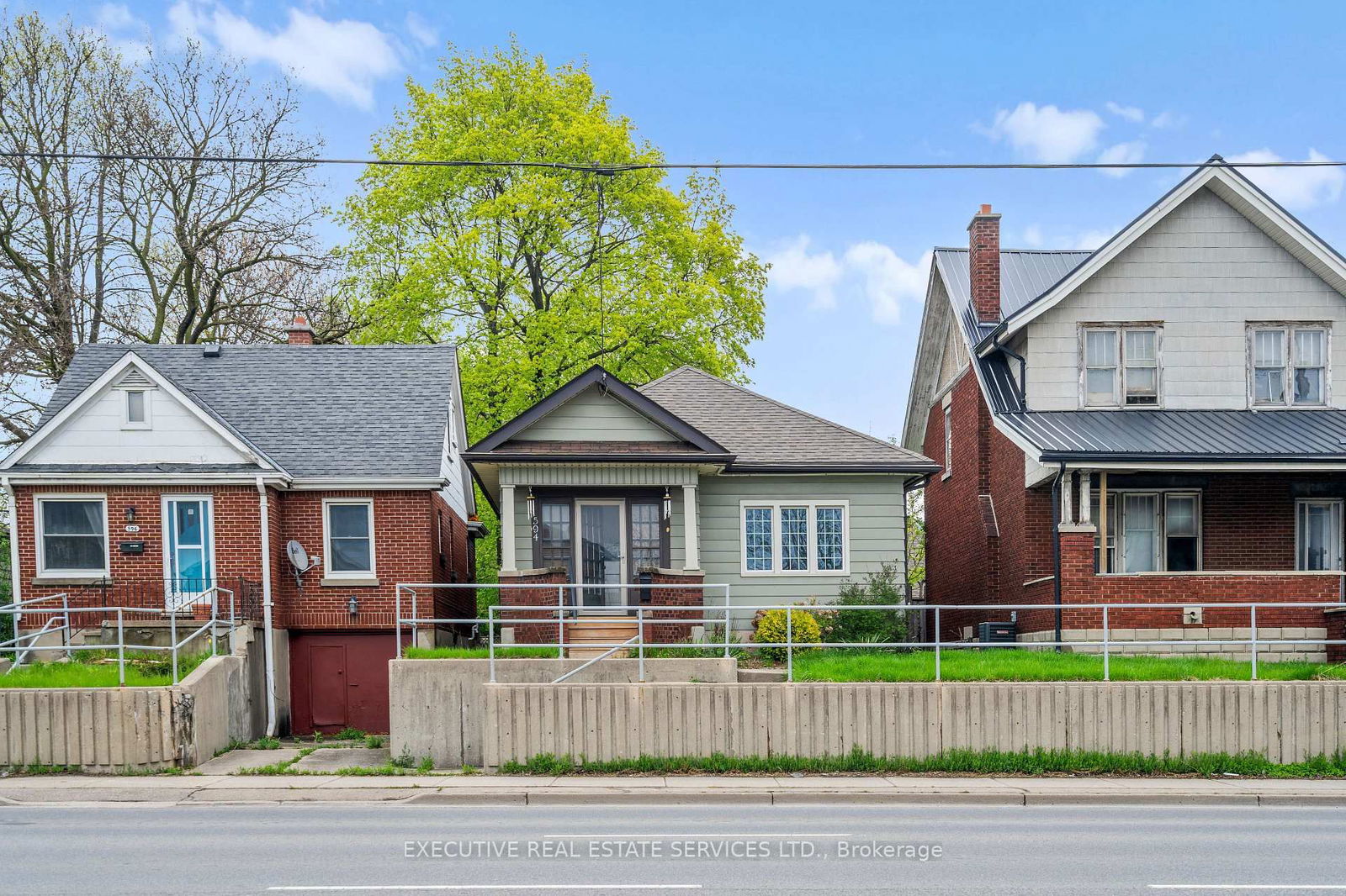 Detached House for sale at 594 HIGHBURY Avenue, London East, East N, N5W 4K9 - MLS: X12132398