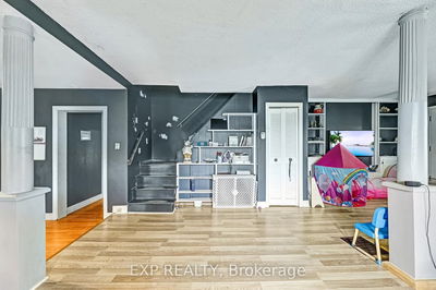 56 Victoria Ave, South Huron - Stephen image-0-3