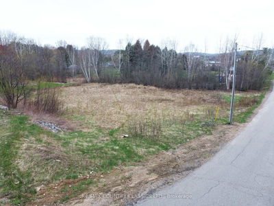 PL 178 Casey St, Barry's Bay - Madawaska Valley