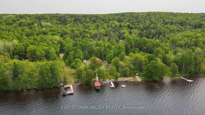 697 Curtiss Rd, Barry's Bay - Madawaska Valley image-0-3