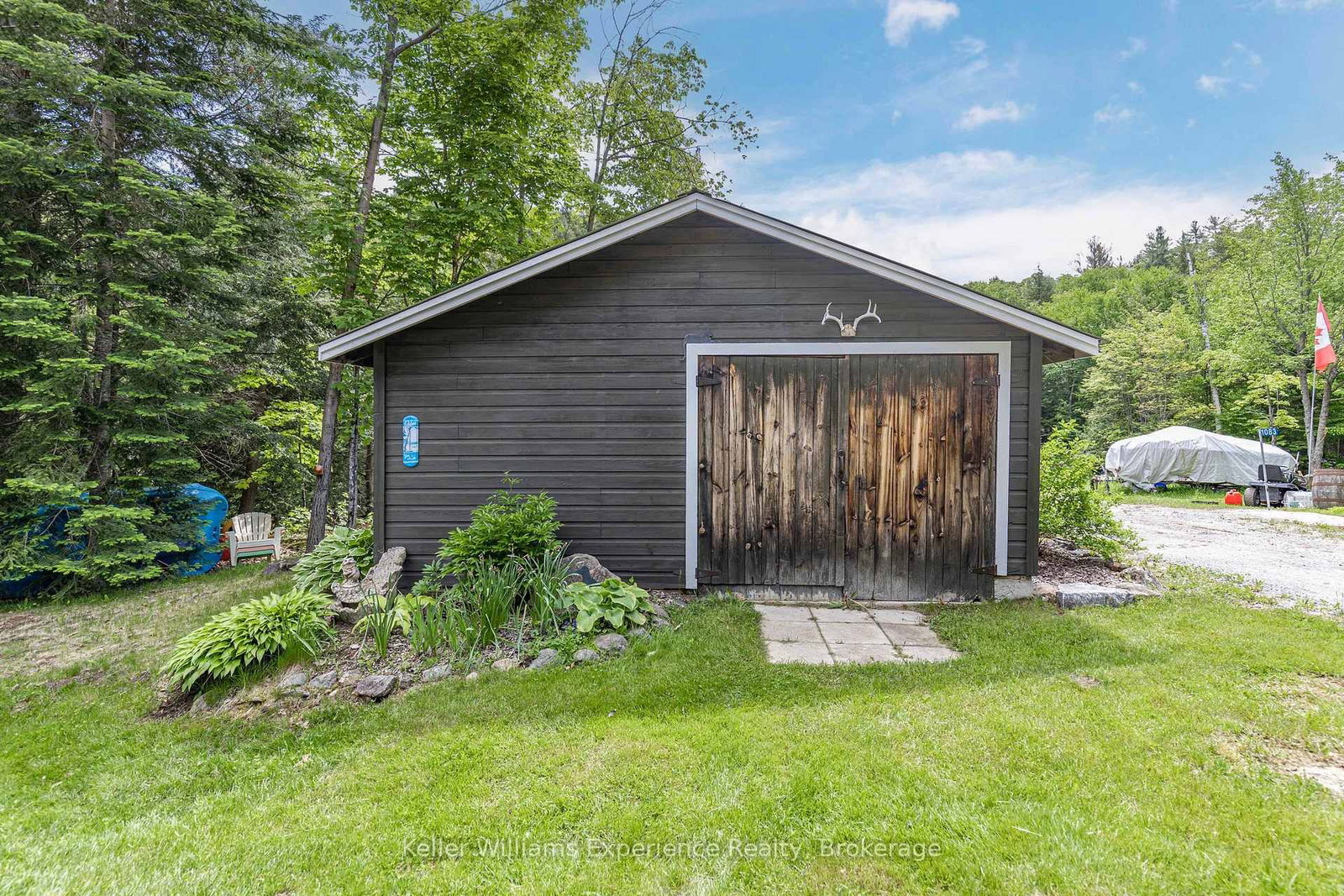 Listing Image 19