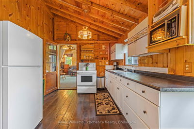 1077 Friendship Lane, Algonquin Highlands - Sherborne image-0-4