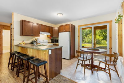 6053 Highway 6, Northern Bruce Peninsula - Northern Bruce Peninsula image-0-4