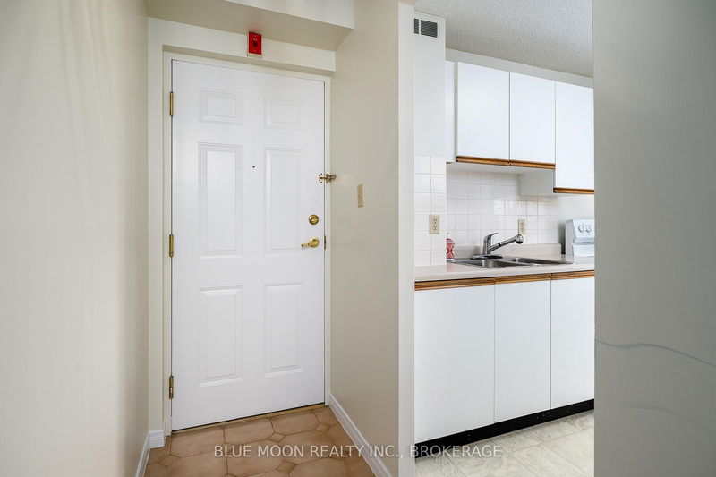 Room2