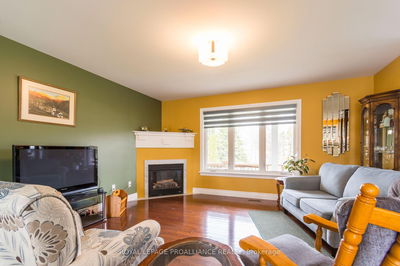 25 Chatten Rd, Brighton - Rural Brighton image-0-4