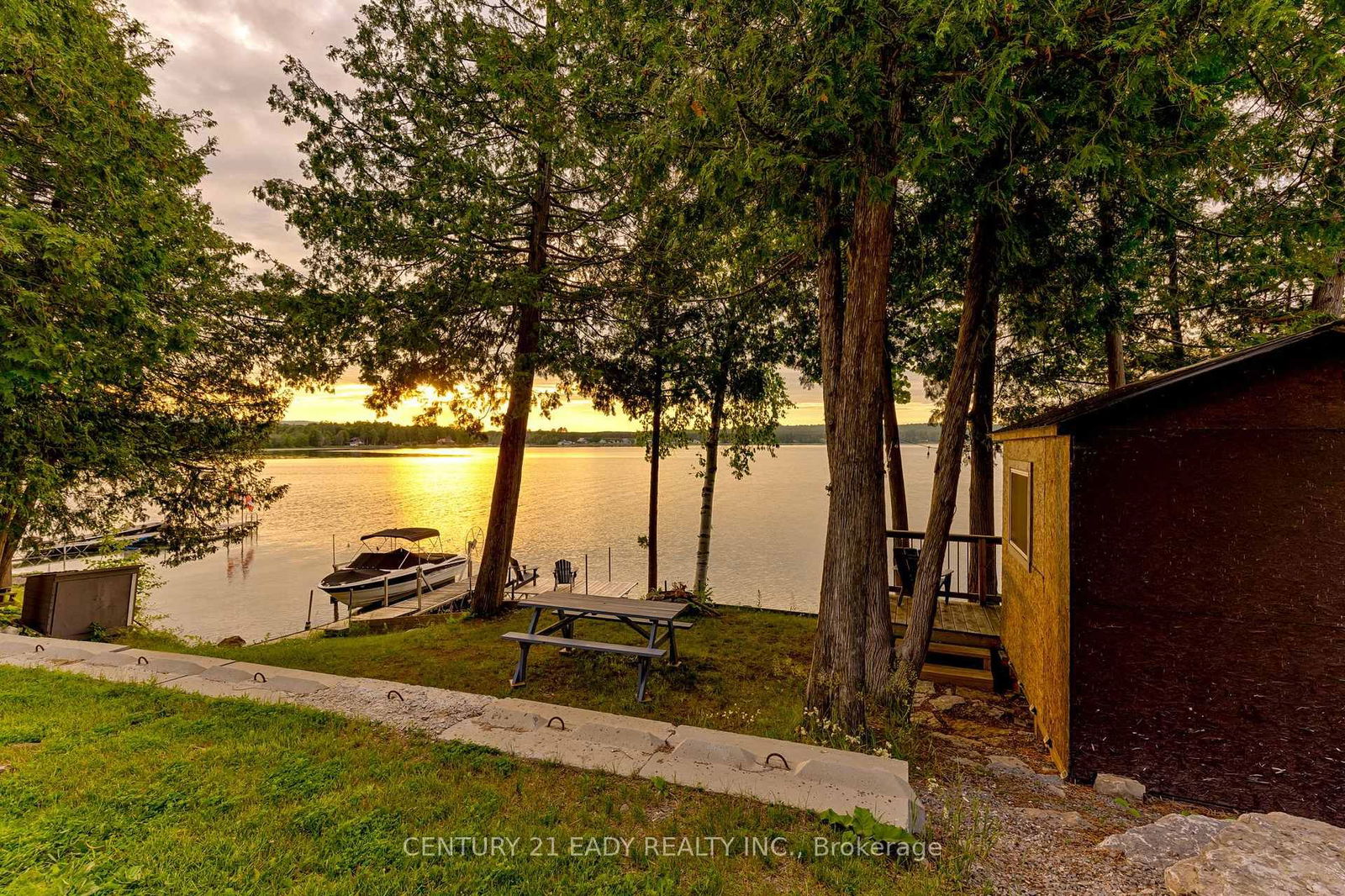 Detached House for sale at 769 Lake Clear Road, Eganville, Eganville/Bonnechere Twp, K0J 1T0 - MLS: X12132760
