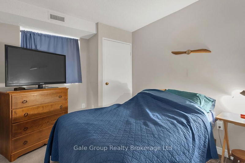 Room2