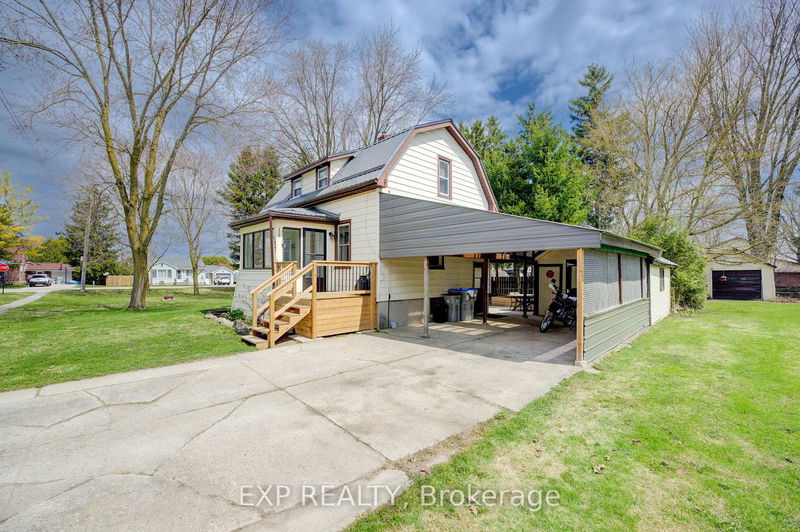 127 King St, North Perth - Elma Twp image-0-0