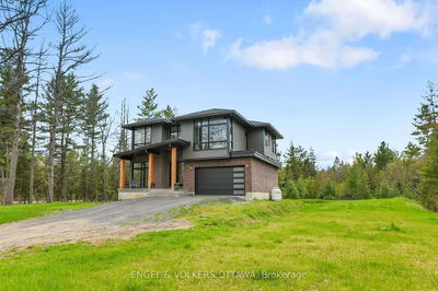 2068 RICHMOND Rd, Smiths Falls - Beckwith Twp image-0-1