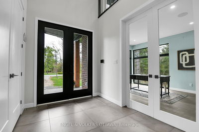 2068 RICHMOND Rd, Smiths Falls - Beckwith Twp image-0-4