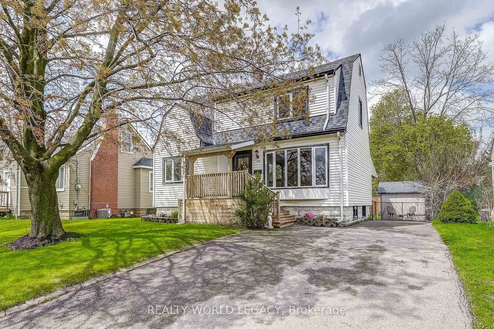 Listing Image 1