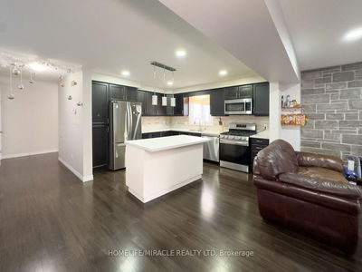 6 Pompeii St, Kitchener -  image-0-4