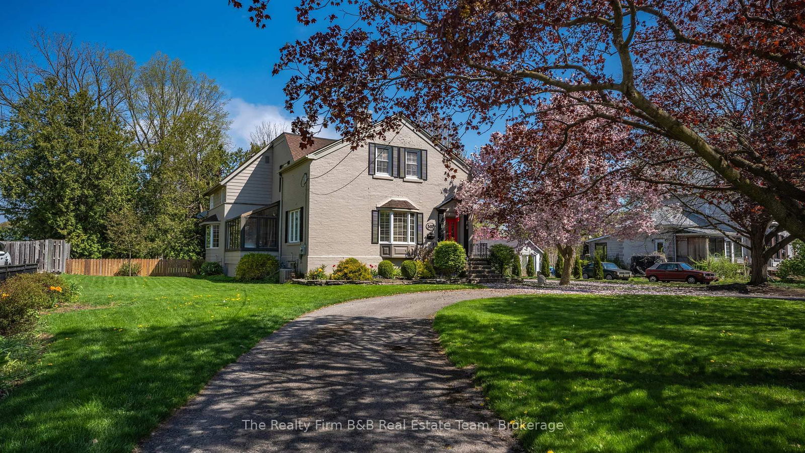 Detached House for sale at 507 Devonshire Avenue, Woodstock, North, N4S 5P5 - MLS: X12133178