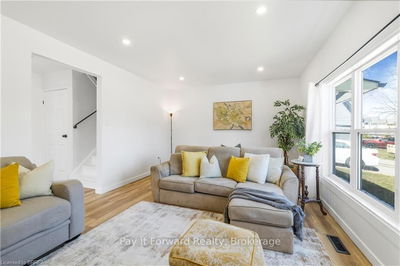 32 Enfield Cres, Brantford -  image-0-1