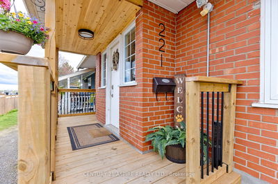 221 Belmont Ave, Pembroke - Pembroke
