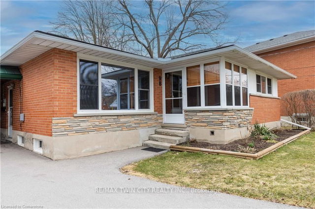 98 Clive Road
