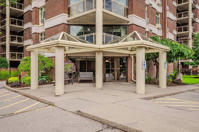 Unit 105 — 8 Christopher Crt, Guelph - Kortright West image-0-1