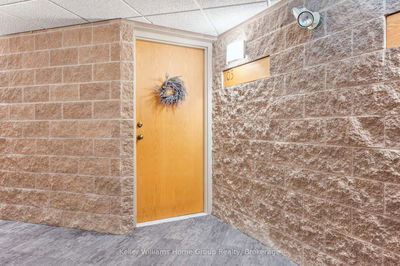 Unit 105 — 8 Christopher Crt, Guelph - Kortright West image-0-2