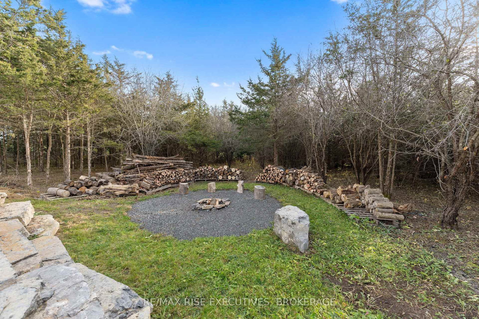 Listing Image 36