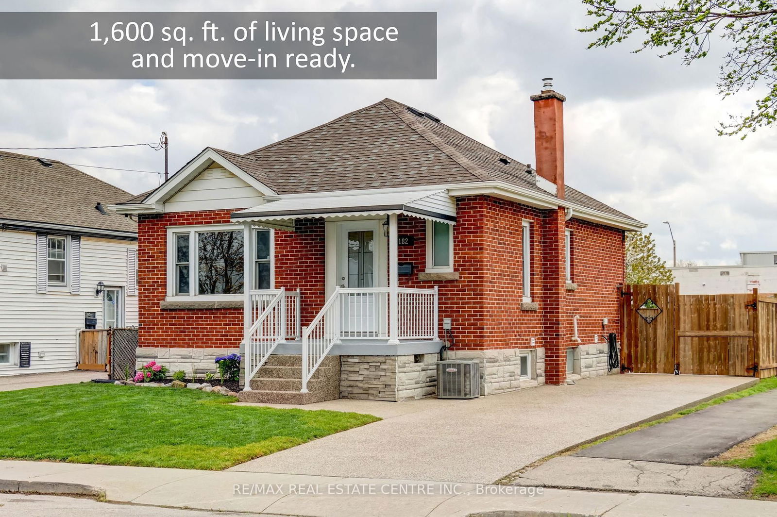 Detached House for sale at 182 Glennie Avenue, Hamilton, Normanhurst, L8H 5W2 - MLS: X12133371