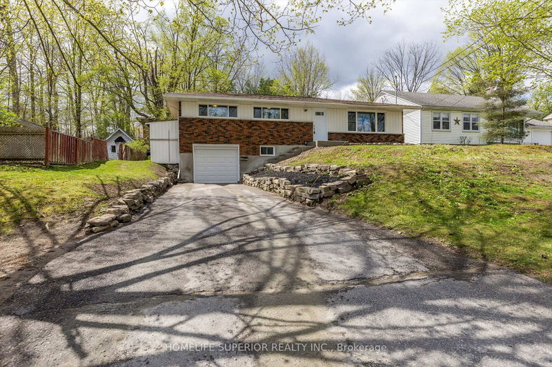 1243 Albertus Ave, Peterborough Central - 3 Old West End image-0-0