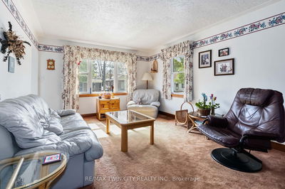 198 Grand St, Brantford -  image-0-3