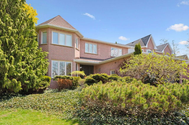 15 Trelawney Street