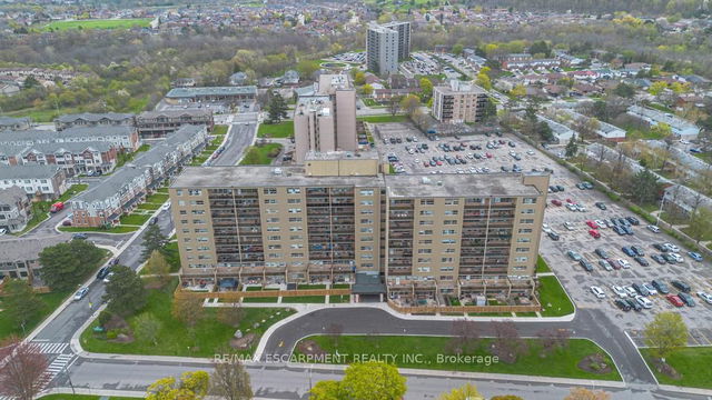 407 - 15 Nicklaus Drive