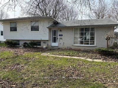 576 Simcoe St, Warwick - Watford